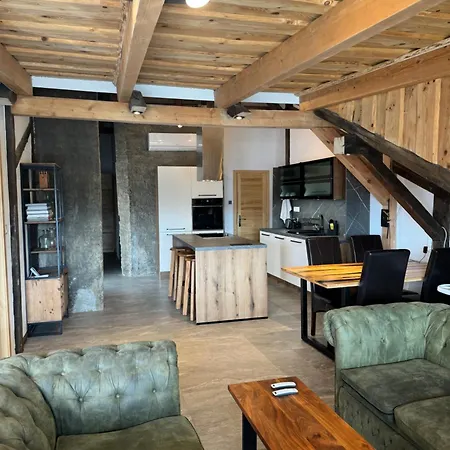 شقة Novozrekonstruovany 81m2 Exkluzivny V Centre Mesta